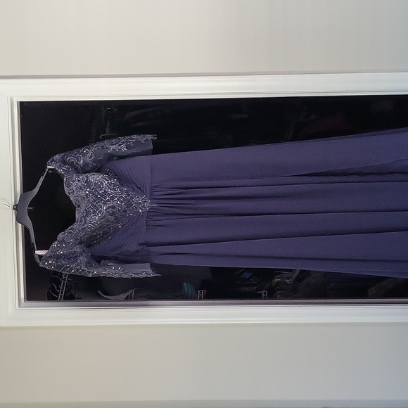 JJs House Dresses & Skirts - Women's Dress size 10